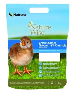 Nutrena NatureWise 18% Protein Medicated Chick Starter Crumble - 7 Lb