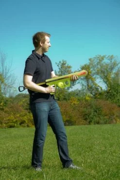 Hyper Pet K-9 Kannon Toy - Green 5 Hyper Pet K-9 Kannon Toy - Green -Garden And Farm Shop hyperpet600101 2 1